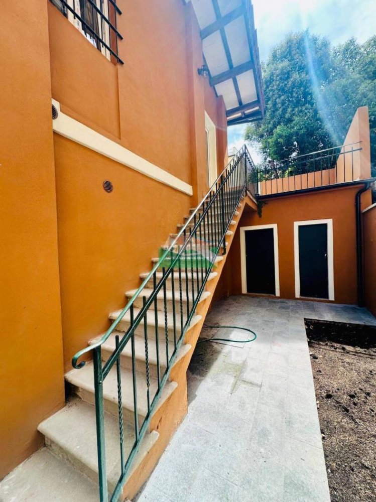 3 bedrooms House in Ravenna, Italy No. 286418