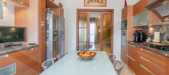 3 rooms Apartment in Milan, Italy No. 241868 17