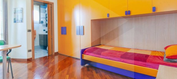 3 rooms Apartment in Milan, Italy No. 241868 28