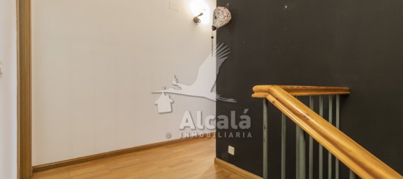 Dúplex de 4 dormitorios en Torrejón de Ardoz, Spain No. 167240 25