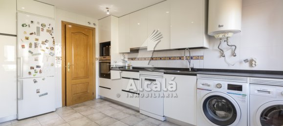 Dúplex de 4 dormitorios en Torrejón de Ardoz, Spain No. 167240 9