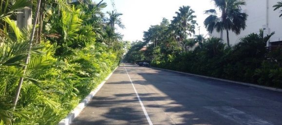 4 bedrooms Cafe / restaurant in Bangkok, Thailand No. 6803 2