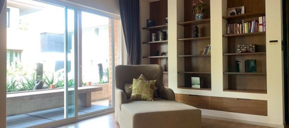 4 bedrooms Cafe / restaurant in Bangkok, Thailand No. 6803 9