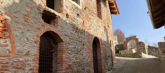 Casa de 8 divisões em Albiano d'Ivrea, Italy N.º 172847 9