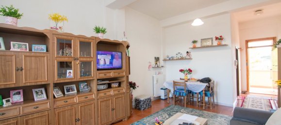 3 rooms Apartment in Saludecio, Italy No. 85450 7