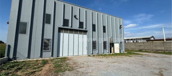 Lagerhaus in Torre Pallavicina, Italy 614m², Nr. 364738 2