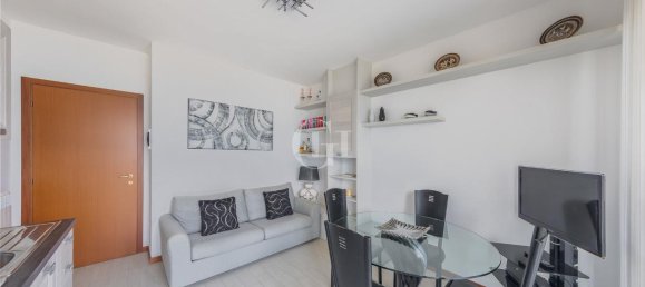 2-salle Appartement à Tremosine sul Garda, Italy No. 80499 3