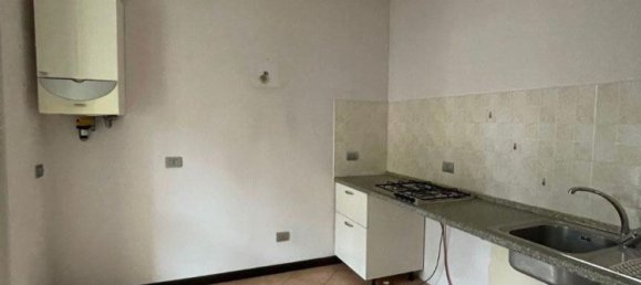4 bedrooms Apartment in Carpaneto Piacentino, Italy No. 357356 9