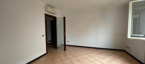 4 bedrooms Apartment in Carpaneto Piacentino, Italy No. 357356 5