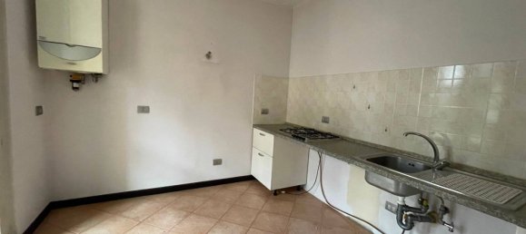 4 bedrooms Apartment in Carpaneto Piacentino, Italy No. 357356 10