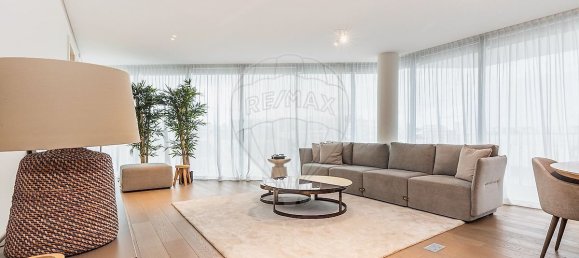 2 bedrooms Apartment in Lisbon, Portugal No. 129384 3