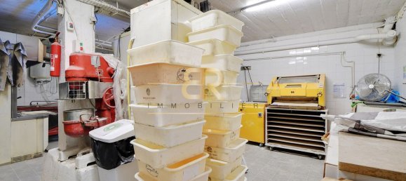 Imóvel comercial em Courbevoie, France 91 m² N.º 296579 4