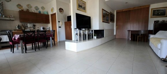 4 bedrooms Apartment in Salerno, Italy No. 348750 7