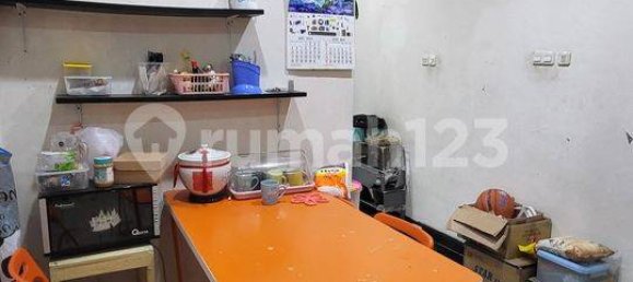 4 bedrooms House in Cengkareng, Indonesia No. 1754 8