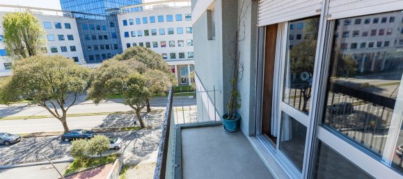 5 bedrooms Apartment in Porto, Portugal No. 58997 7