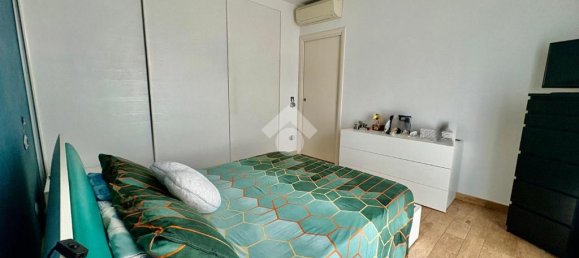 Apartamento de 2 dormitorios en Calcinate, Italy No. 381065 12