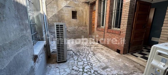 5 rooms Office in Bologna, Italy No. 303352 14