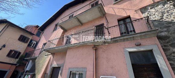 2-Zimmer Haus in Sarnico, Italy, Nr. 35117 10