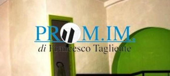 300m² Commercial property in Naples, Italy No. 317254 5
