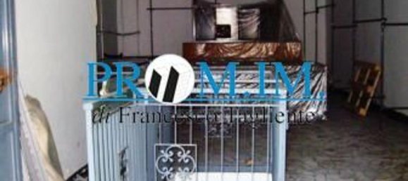 300m² Commercial property in Naples, Italy No. 317254 15