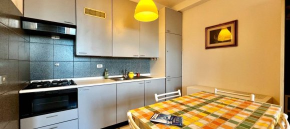 2 bedrooms Apartment in Varazze, Italy No. 381637 2