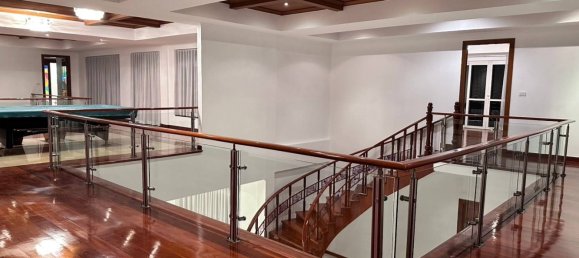5 bedrooms Villa for sale in Pattaya, Chonburi, Eastern Thailand, Thailand № 60161 11