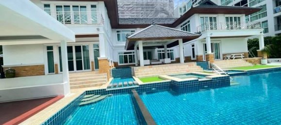 5 bedrooms Villa for sale in Pattaya, Chonburi, Eastern Thailand, Thailand № 60161 4