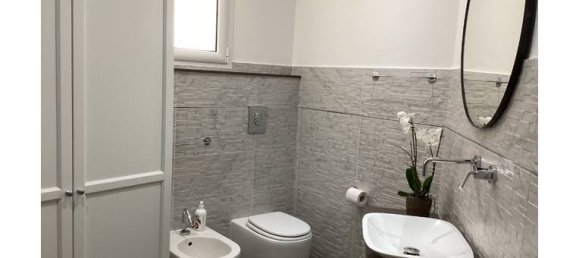 5 rooms Apartment in Forlì, Italy No. 275918 3
