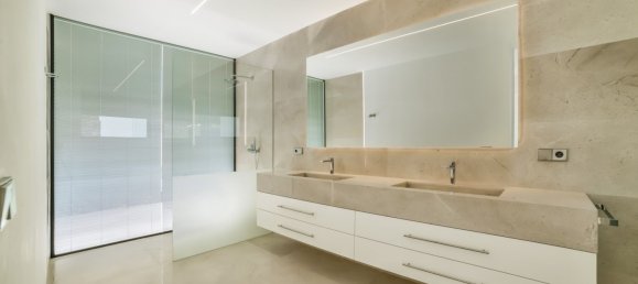 5 bedrooms Villa in Altea, Spain No. 11863 17