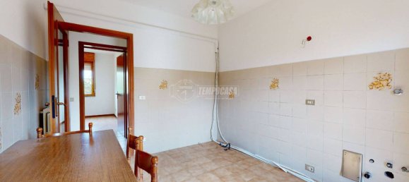 2 Schlafzimmer Wohnung in Concordia sulla Secchia, Italy, Nr. 196553 9