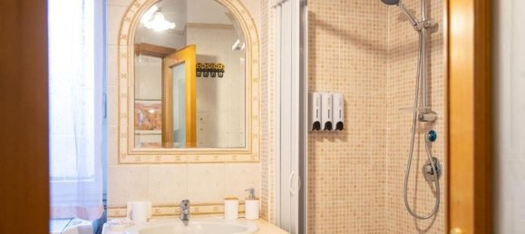 3 Schlafzimmer Wohnung in Naples, Italy, Nr. 339419 16