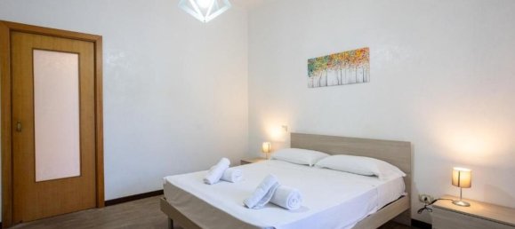 3 Schlafzimmer Wohnung in Naples, Italy, Nr. 339419 21