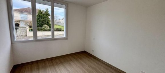 2 chambres Maison à Saint-Junien, France No. 300226 8