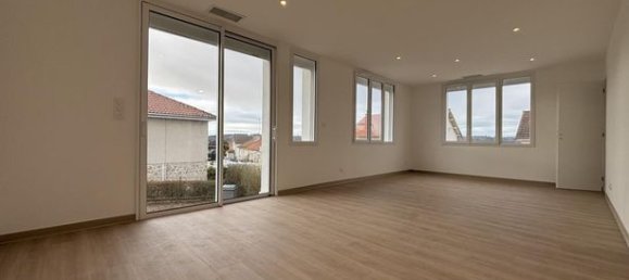 2 chambres Maison à Saint-Junien, France No. 300226 4