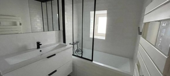 Apartamento de 2 dormitorios en Lille, France No. 51663 12