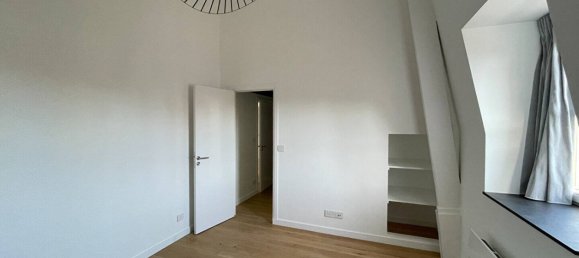 Apartamento de 2 dormitorios en Lille, France No. 51663 11