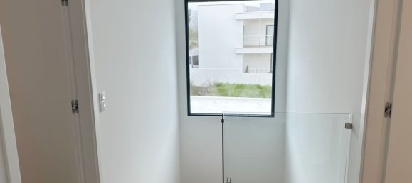 4 bedrooms House in Cascais, Portugal No. 132521 9