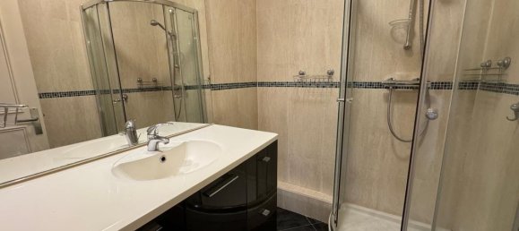 Apartamento de 1 dormitorio en Sceaux, France No. 176211 4