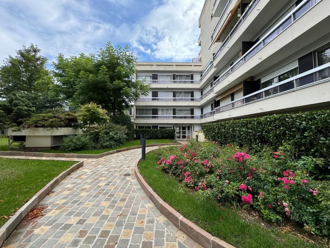 Apartamento de 1 dormitorio en Sceaux, France No. 176211