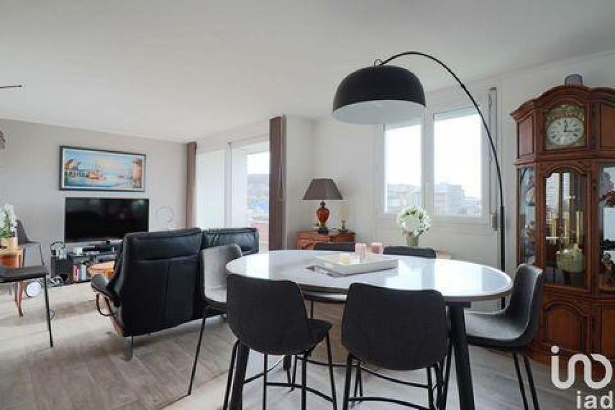 3 Schlafzimmer Eigentumswohnung in Maromme, France, Nr. 35769