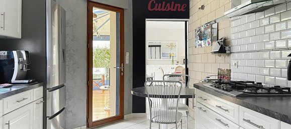 Дом с 5 спальнями в Сен-Брьяк-сюр-Мер, Франция № 200425 9