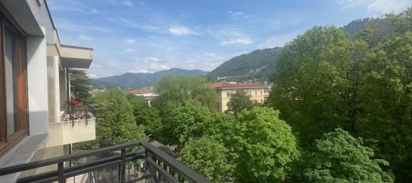 Дуплекс с 10 комнатами в Комо, Италия № 8189 9