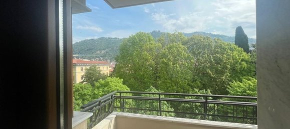 Дуплекс с 10 комнатами в Комо, Италия № 8189 18