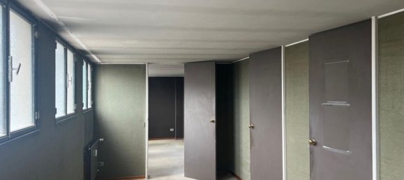 Дуплекс с 10 комнатами в Комо, Италия № 8189 16