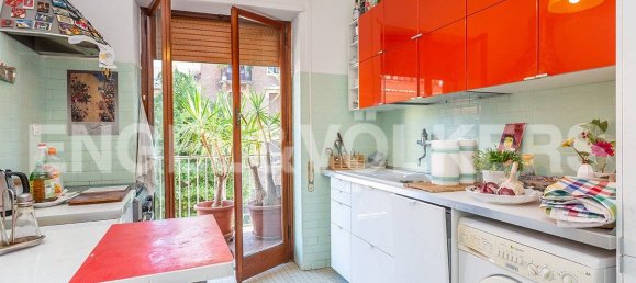 2 bedrooms Apartment in Rome, Italy No. 126285 3