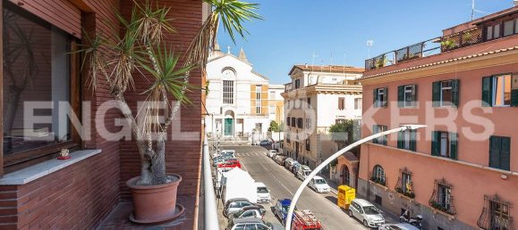 2 bedrooms Apartment in Rome, Italy No. 126285 10