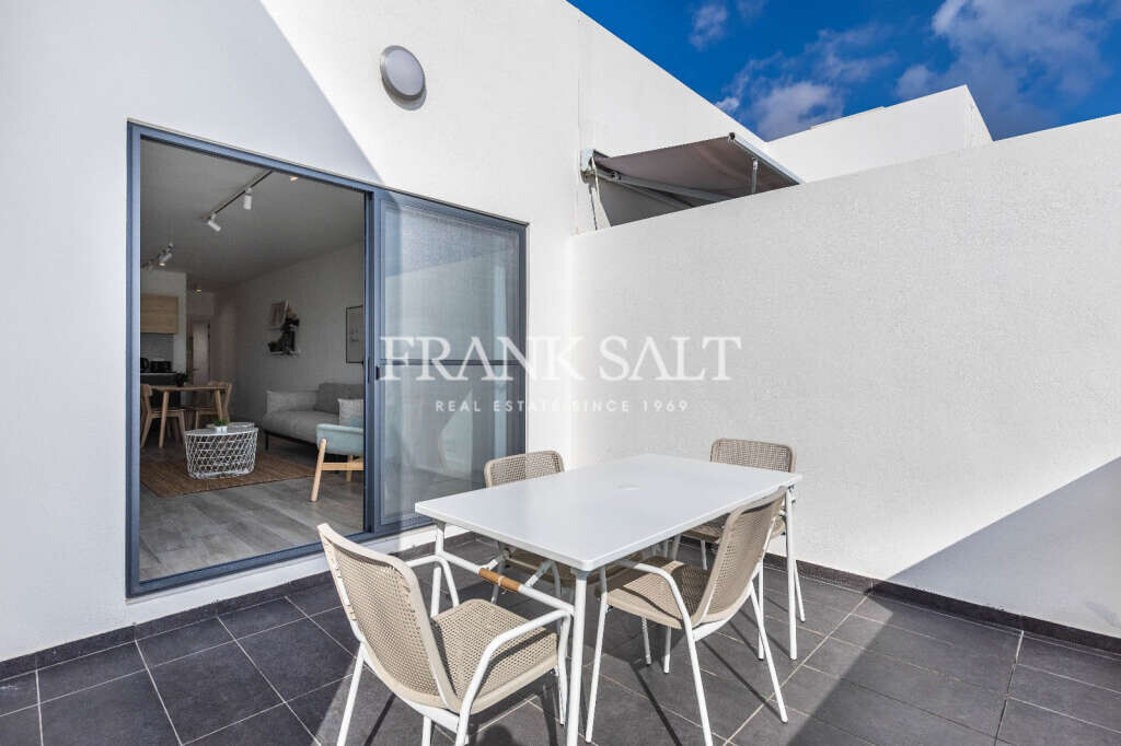 1 bedroom Penthouse in Gzira, Malta No. 4699