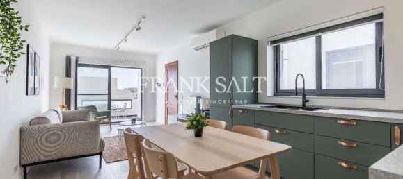 1 bedroom Penthouse in Gzira, Malta No. 4699 6