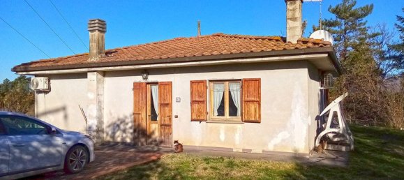 6 rooms House in Civitella in Val di Chiana, Italy No. 200471 3
