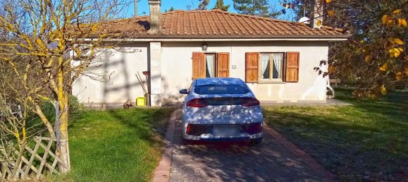 6 rooms House in Civitella in Val di Chiana, Italy No. 200471 5